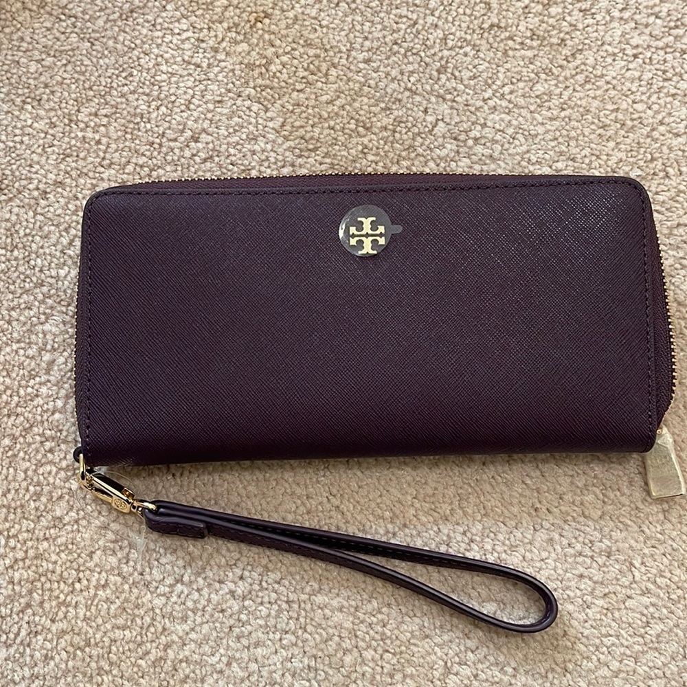 NWT Tory Burch wallet